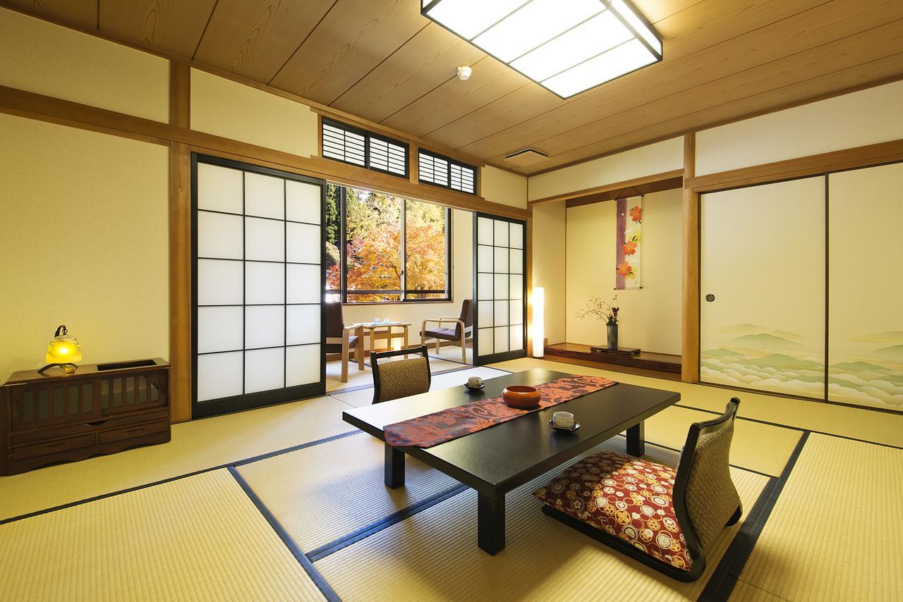 Kotobukiso Hotel Shin'onsen Buitenkant foto